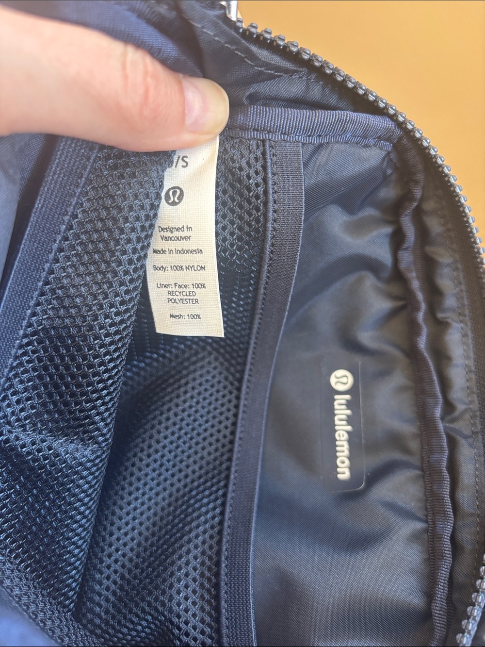 lululemon athletica Navy Belt Bag - Picture 4 of 4